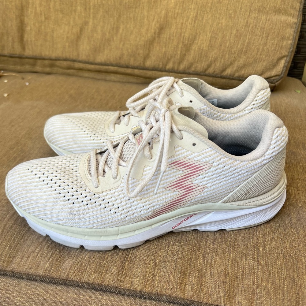 Running shoes - Picture 2 of 6